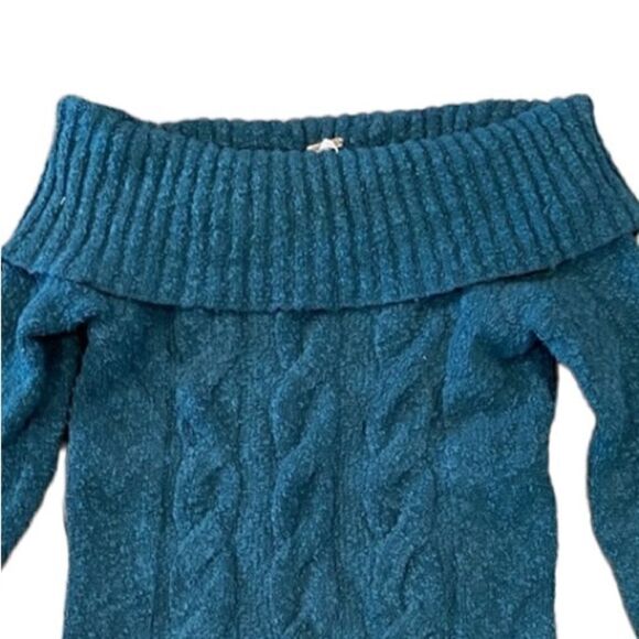 Free People- Cable Foldover Off The Shoulder Sweater in Teal Blue, Size Large - Picture 4 of 9